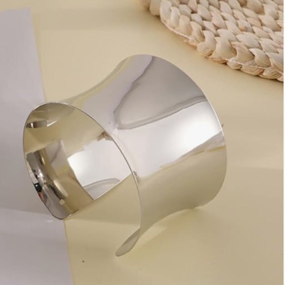 Silver statement bangle - Picture 3 of 3
